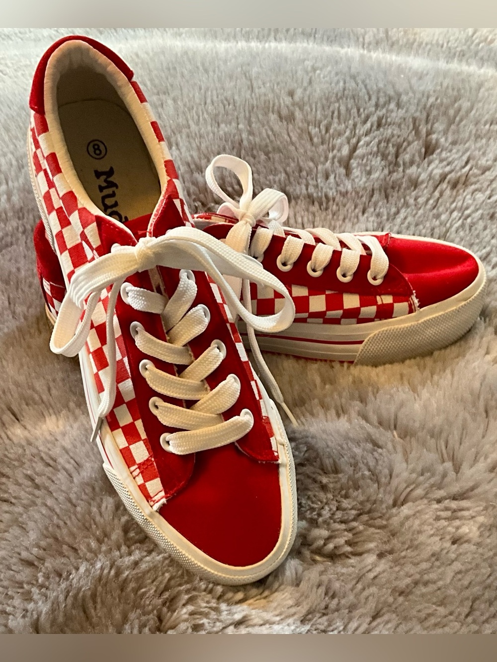 Mudd Red and White Checkerboard Low-Top Sneakers, size 8
